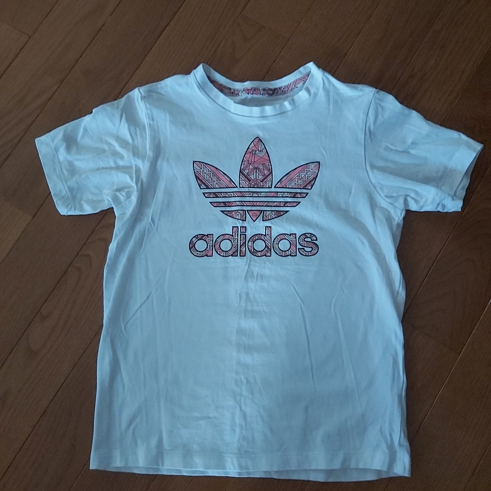 Cute girls adidas top - Picture 2 of 3